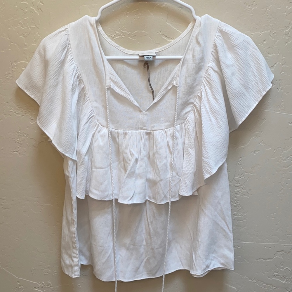 White Flowy Blouse - lightly worn